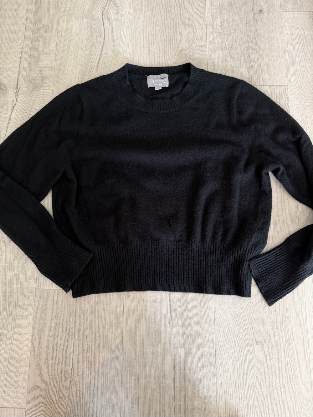 J Crew Cropped Fit Black Cashmere Crewneck Sweater Size Large - Picture 2 of 8